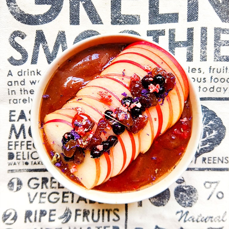 春菊とくだもののスムージーボウル