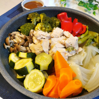 野菜がもりもり食べられるぎゅうぎゅう蒸し