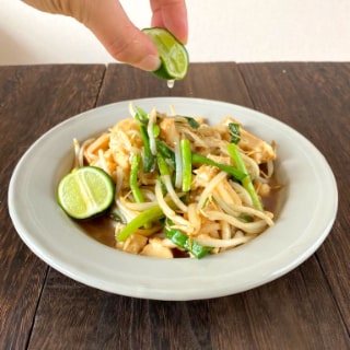 ヘルシー・エスニック！パッタイもやし