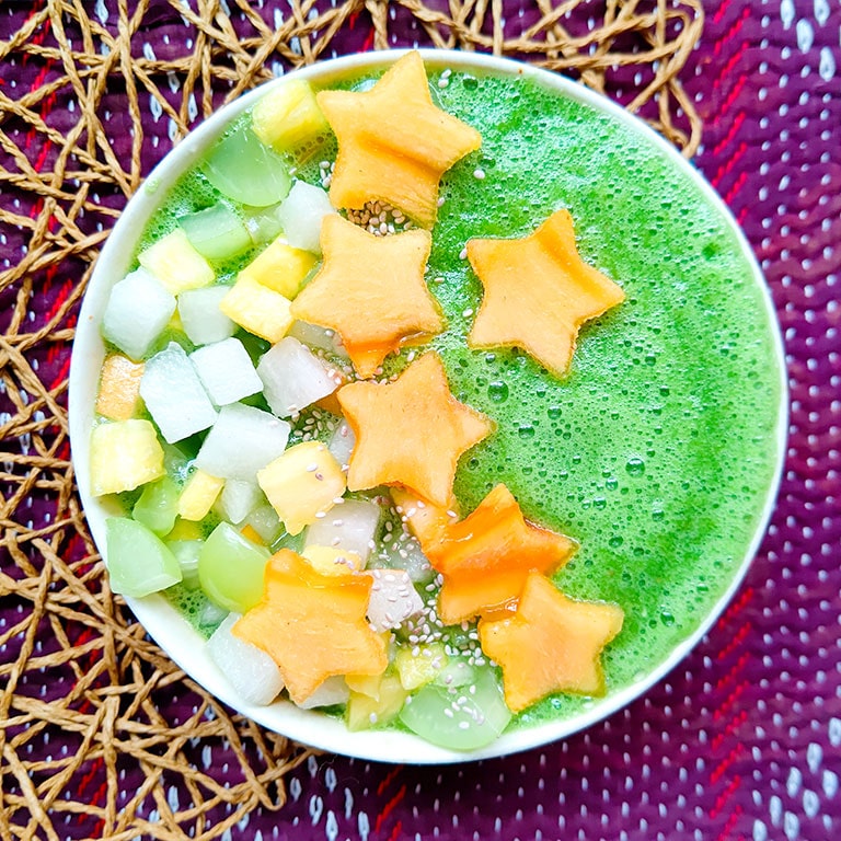 シャインマスカットのスムージーボウル